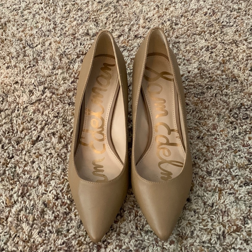 Sam Edelman - VIENNA KITTEN HEEL PUMP - Size 7